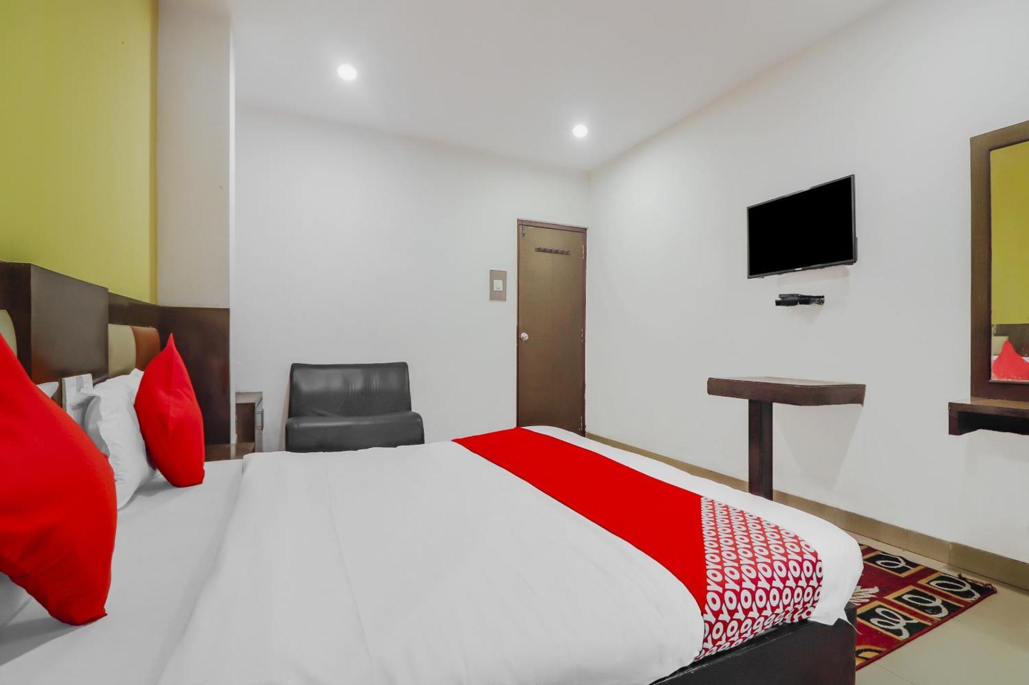 Hotel O Meredian Hyderabad Bagian luar foto