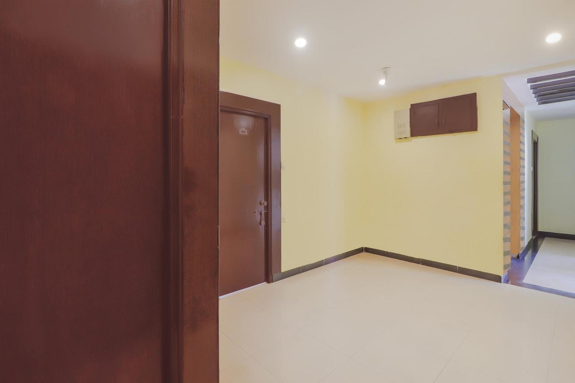Hotel O Meredian Hyderabad Bagian luar foto