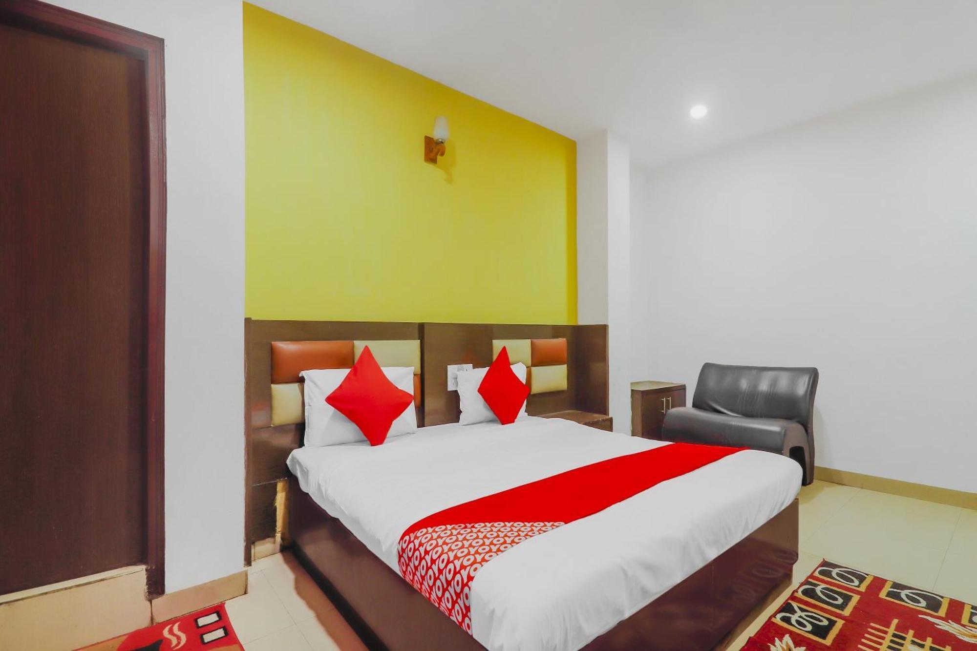 Hotel O Meredian Hyderabad Bagian luar foto