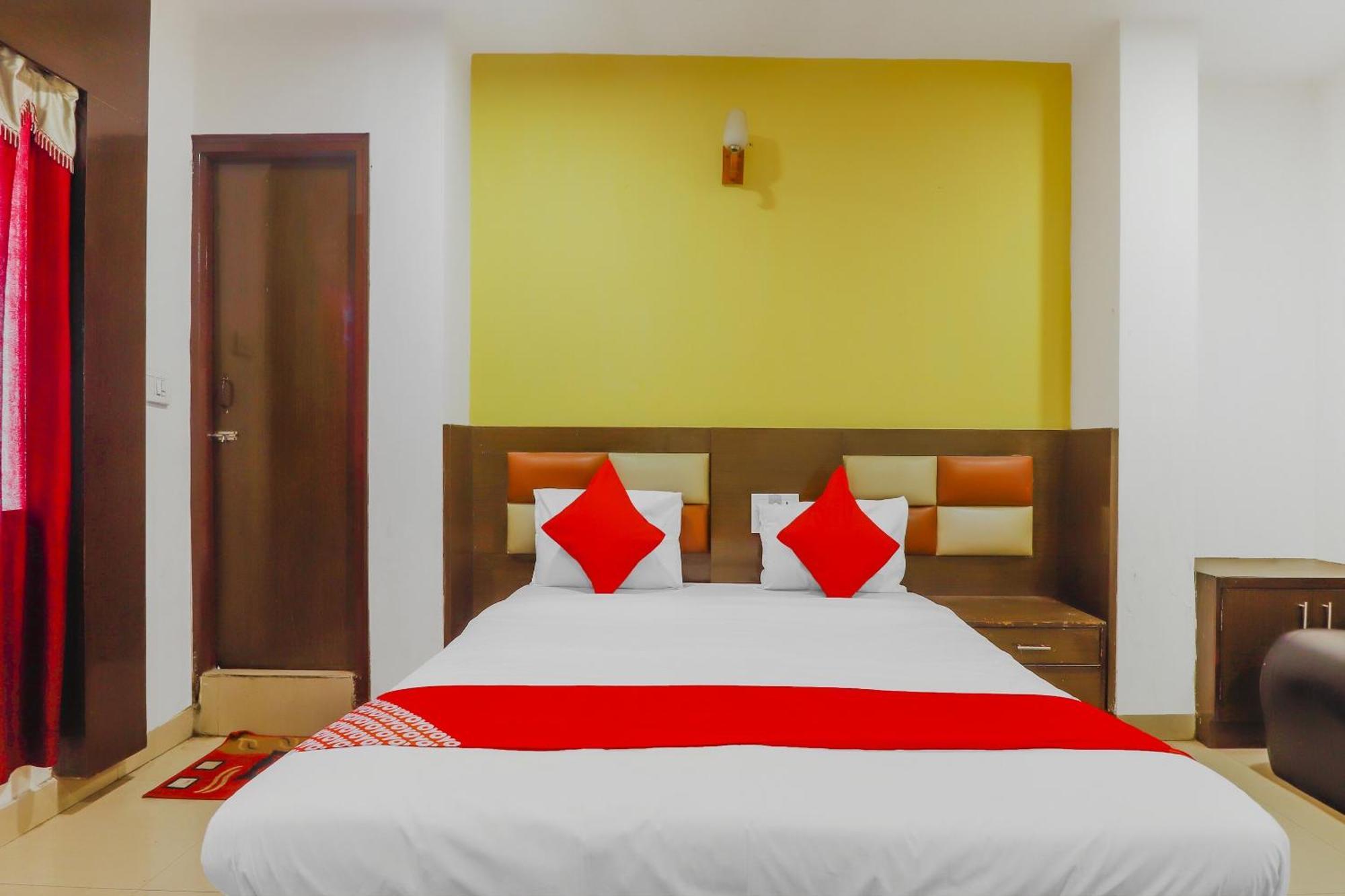 Hotel O Meredian Hyderabad Bagian luar foto