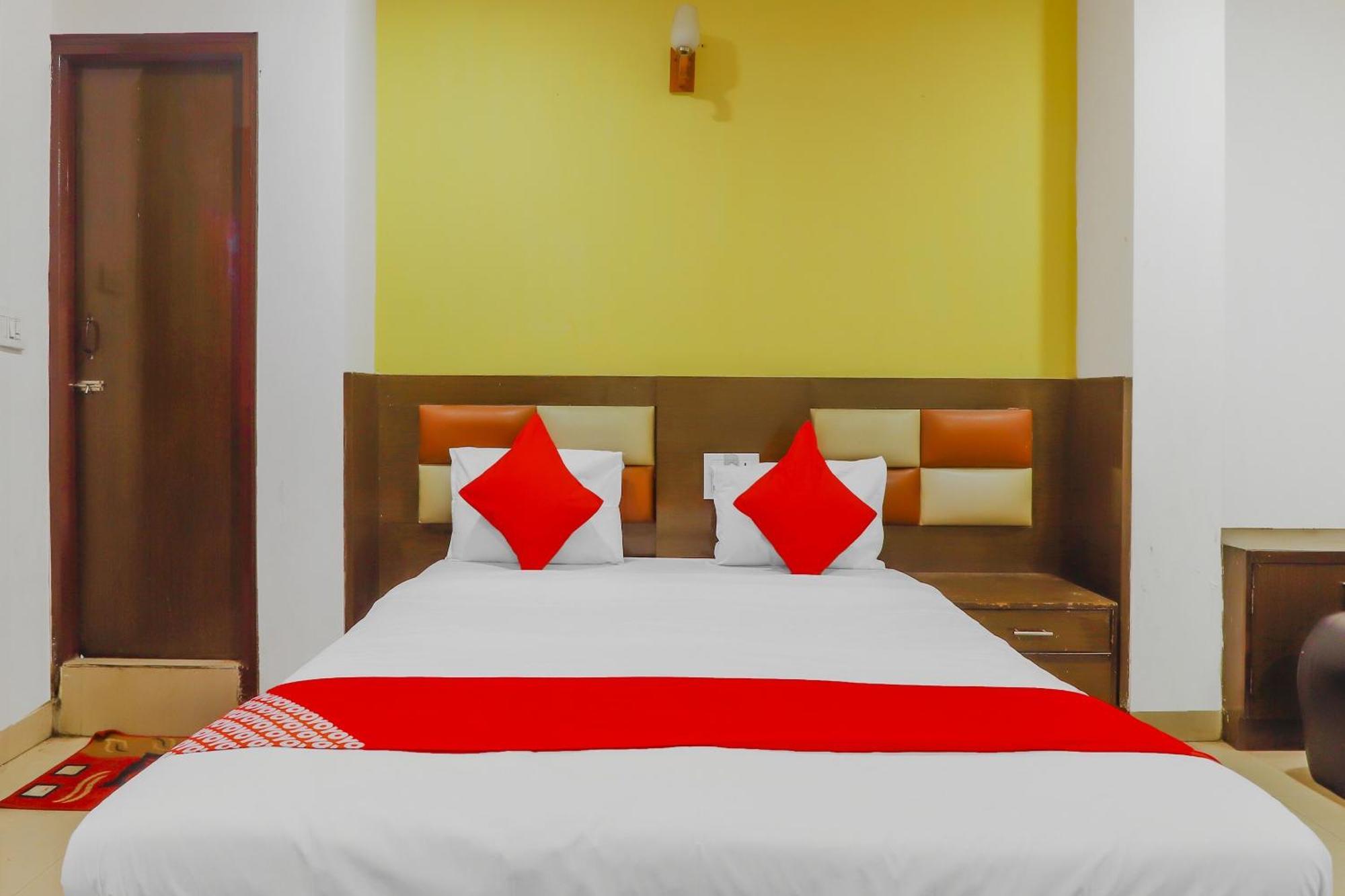 Hotel O Meredian Hyderabad Bagian luar foto